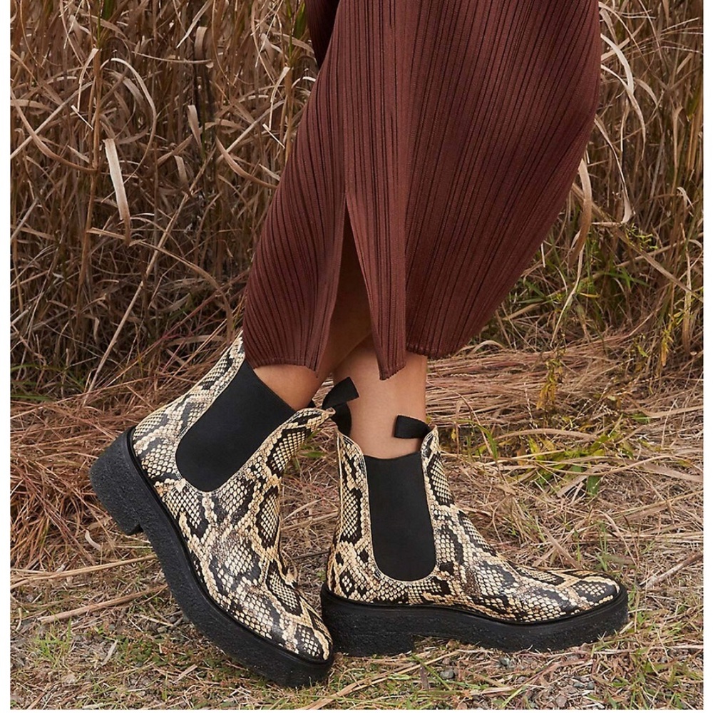 Loeffler Randall Raquel Snakeskin-embossed Leather Chelsea Boots